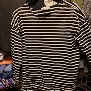 Everlane oversized 3/4 top